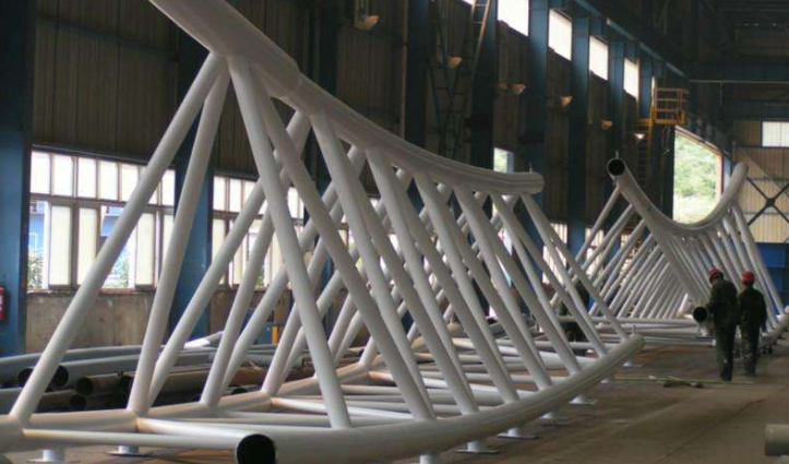株洲管廊钢结构与桁架结构的管道支架应该如何区分
